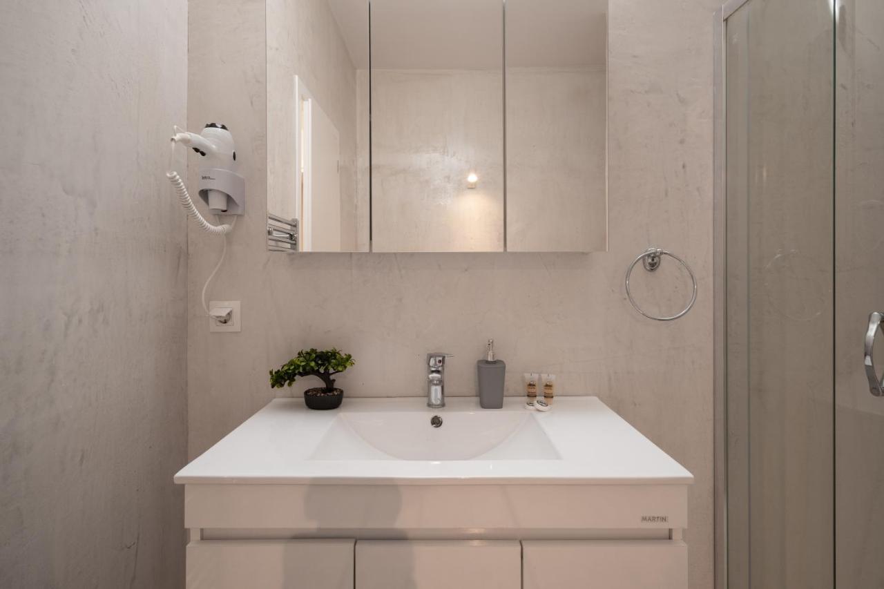 Exclusive Apartment In The Heart Of Athens Exterior photo