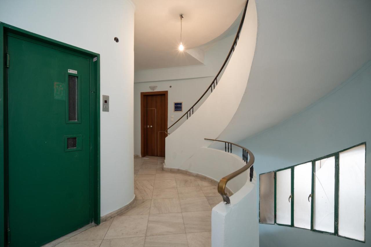 Exclusive Apartment In The Heart Of Athens Exterior photo